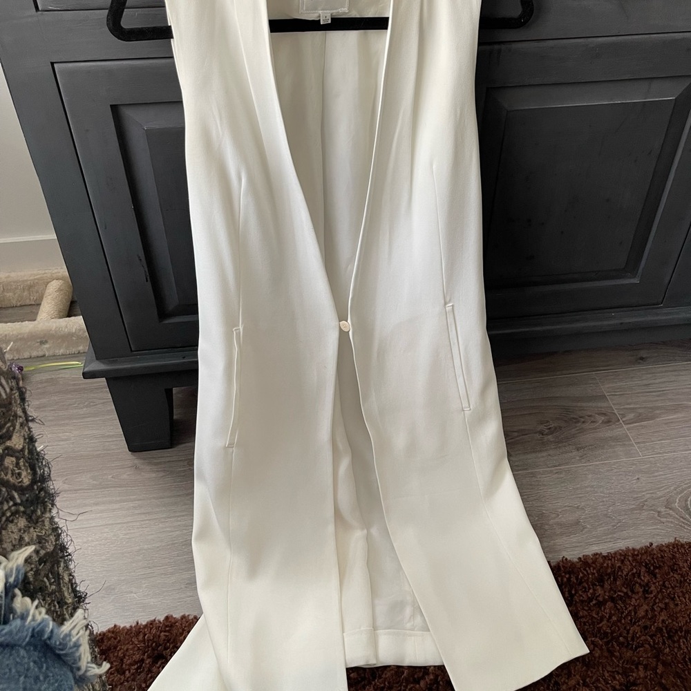 VEST FROM ARITZIA